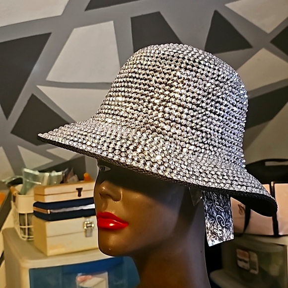 NEW w/Tags! It's definitely it's name "Jewel Cap" Rhinestone Designer Hat!! - Picture 10 of 11